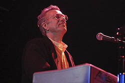 Ray Manzerek